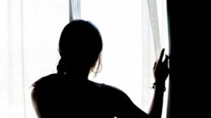 gambar-wanita-sedih-22 (1)